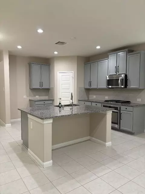 Kitchen - 22207 Warm Terrace Ln, Spring, TX 77389 photo 1 of 2