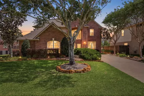 2514 Brittany Lakes Dr, League City, TX 77573