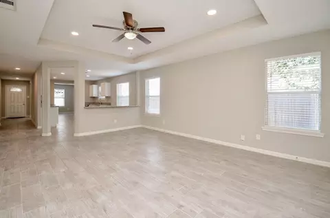 Living - 24206 Kingbriar Dr, Spring, TX 77373 photo 3 of 4