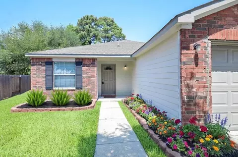 Exterior - 24206 Kingbriar Dr, Spring, TX 77373 photo 3 of 9