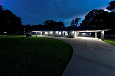 4710 Sylvia Ln, Manvel, TX 77578