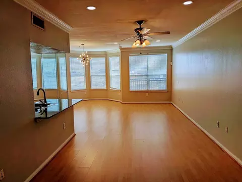 7575 Kirby Dr #2416, Houston, TX 77030