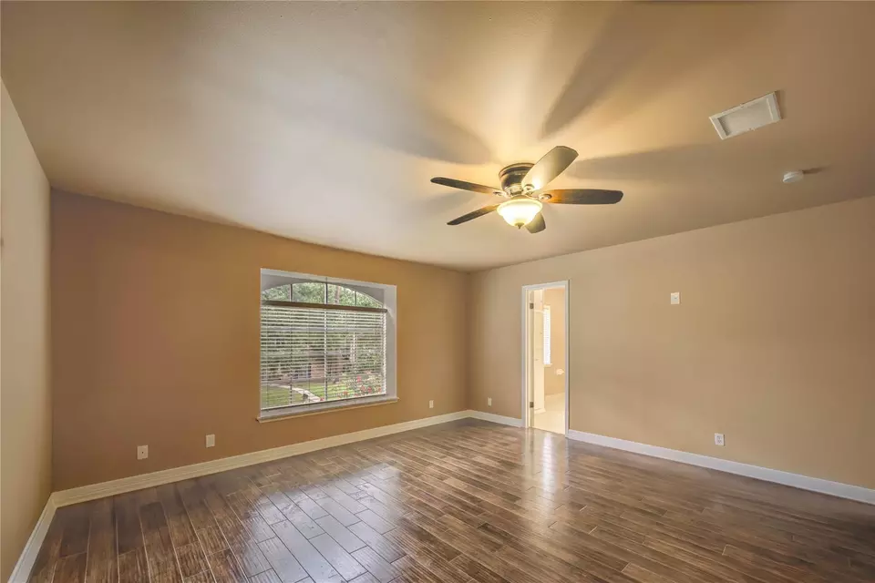 Bedroom - 5307 Boyce Springs Dr, Houston, TX 77066 photo 1 of 1