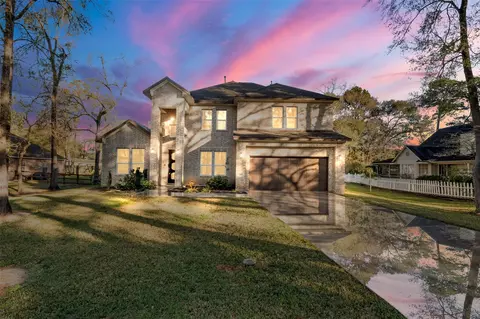 7402 Charred Pine Dr, Magnolia, TX 77354