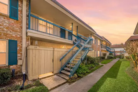 855 Augusta Dr #54, Houston, TX 77057