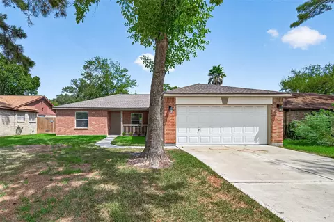 Exterior - 24130 Spring Mill Ln, Spring, TX 77373 photo 2 of 10