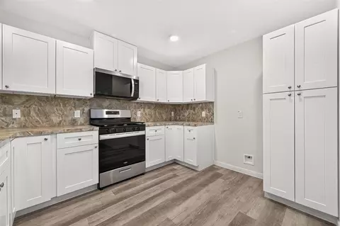 Kitchen - 24130 Spring Mill Ln, Spring, TX 77373 photo 1 of 2