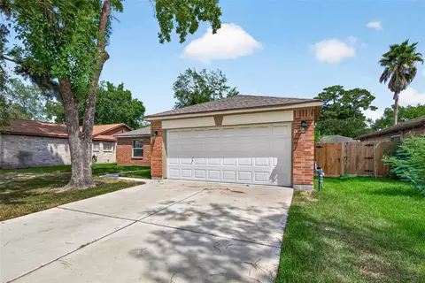 Exterior - 24130 Spring Mill Ln, Spring, TX 77373 photo 3 of 10