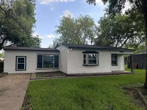1910 Little St, La Marque, TX 77568