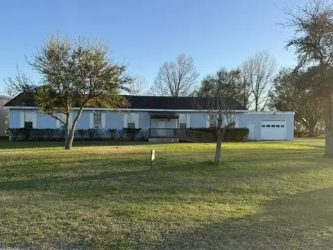 1129 County Road 129, Alvin, TX 77511