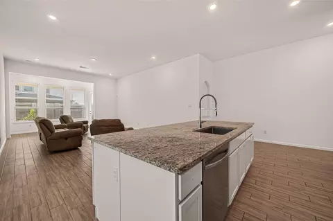 Living - 3631 Springview Dr, Rosenberg, TX 77469 photo 8 of 9