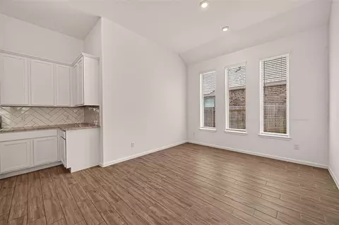 Living - 3631 Springview Dr, Rosenberg, TX 77469 photo 6 of 9