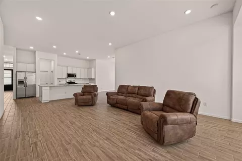 Living - 3631 Springview Dr, Rosenberg, TX 77469 photo 3 of 9