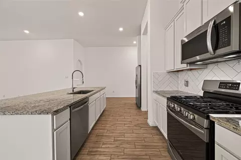 Kitchen - 3631 Springview Dr, Rosenberg, TX 77469 photo 2 of 5