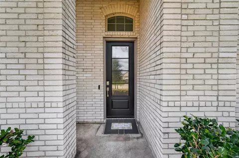Entry Way - 3631 Springview Dr, Rosenberg, TX 77469 photo 1 of 4