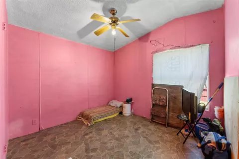 Bedroom - 606 S Pine Hill St, Pinehurst, TX 77362 photo 2 of 2
