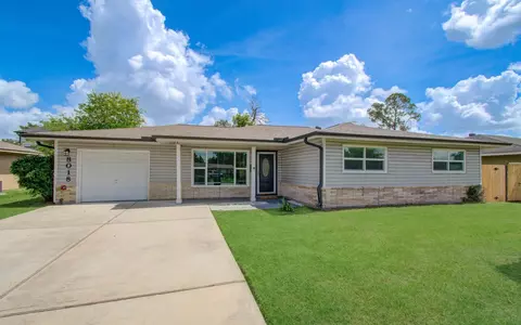 8018 Hammerly Blvd, Houston, TX 77055