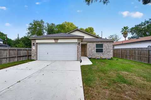 353 Todd St, Tomball, TX 77375