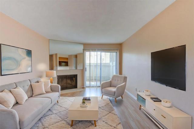 2120 El Paseo St #619, Houston, TX 77054