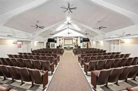 5208 Noble St, Houston, TX 77020