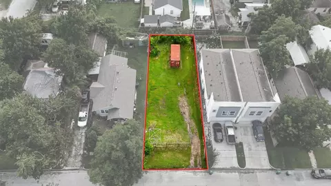 3805 Billingsley St, Houston, TX 77009