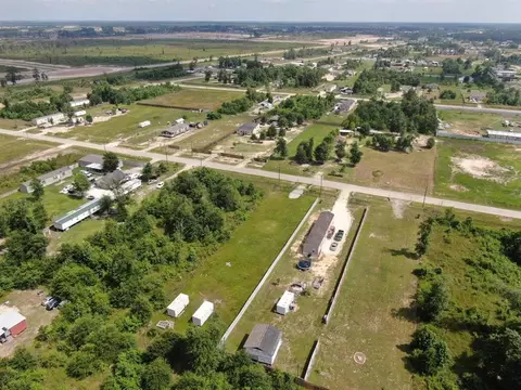 945 County Road 5100, Dayton, TX 77327