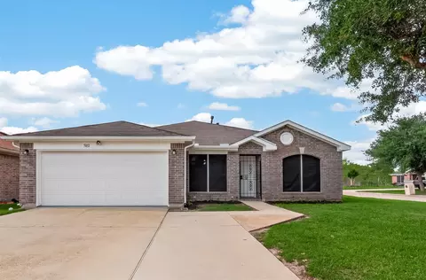 5102 Park Village Dr, Houston, TX 77048