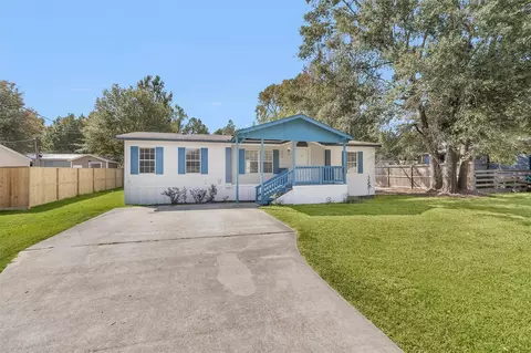 9619 Cypress Dr, Willis, TX 77318 photo 1