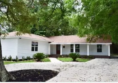 330 S Caldwood Dr, Beaumont, TX 77707