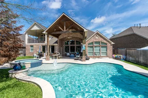 12318 Crest Haven Ln, Cypress, TX 77433
