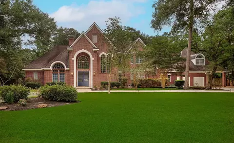25 Red Sable Pt, The Woodlands, TX 77380