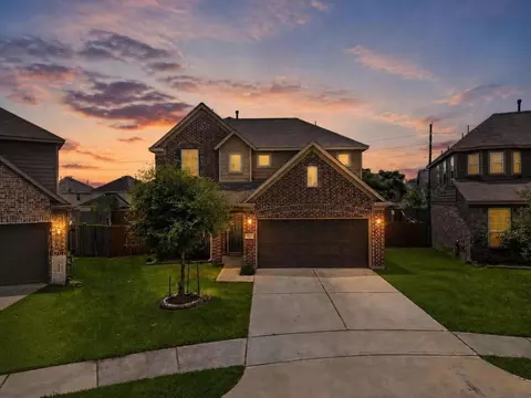 903 Willowick Bay Dr, Houston, TX 77090
