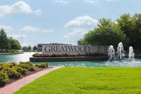 8126 Buffalo Springs Ct, Sugar Land, TX 77479