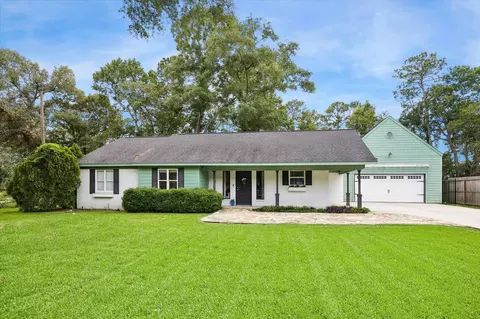 Exterior - 15432 Esther Dr, Conroe, TX 77384 photo 2 of 9