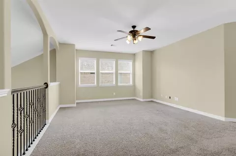 Living - 25314 Pineglen Terrace Dr, Spring, TX 77389 photo 7 of 9