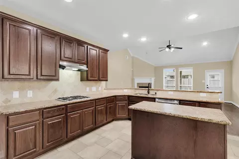 Kitchen - 25314 Pineglen Terrace Dr, Spring, TX 77389 photo 1 of 5