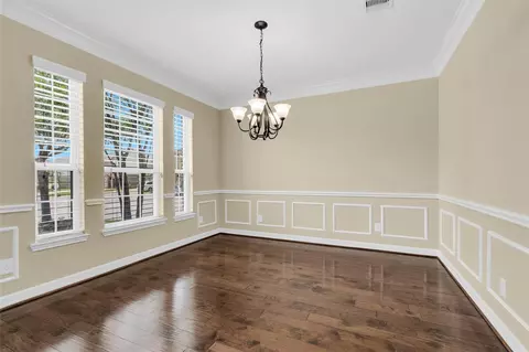 Living - 25314 Pineglen Terrace Dr, Spring, TX 77389 photo 1 of 9