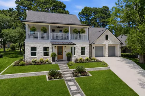 240 Sarasota Cir S, Montgomery, TX 77356