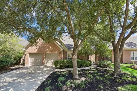 13826 Aspen Cove Dr, Houston, TX 77077