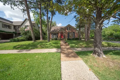 3702 Sunset Blvd, West University Place, TX 77005