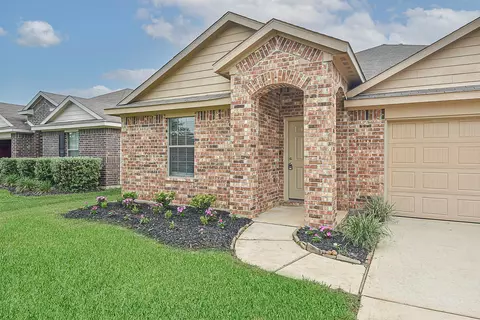 Exterior - 2203 Treasure Mountain Dr, Spring, TX 77388 photo 4 of 6