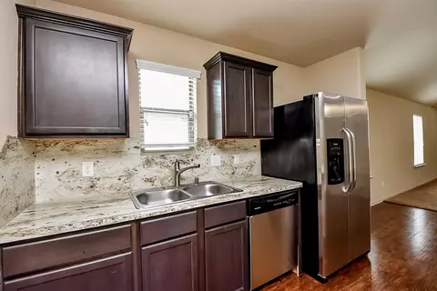 Kitchen - 2203 Treasure Mountain Dr, Spring, TX 77388 photo 4 of 6