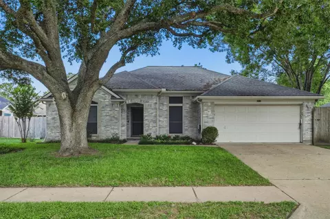 7215 Pembrough Ln, Katy, TX 77494