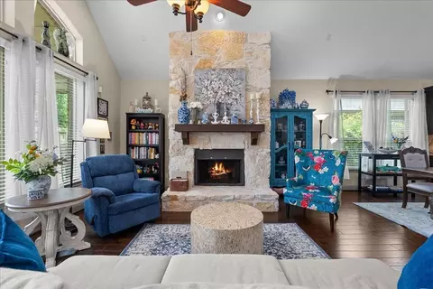 Living - 521 E Frk, Webster, TX 77598 photo 1 of 5