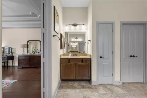 Entry Way - 521 E Frk, Webster, TX 77598 photo 3 of 3