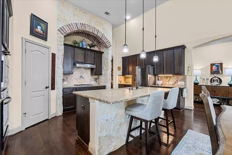 Kitchen - 521 E Frk, Webster, TX 77598 photo 4 of 4