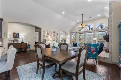 Dining - 521 E Frk, Webster, TX 77598 photo 3 of 4