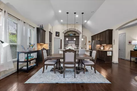 Dining - 521 E Frk, Webster, TX 77598 photo 4 of 4