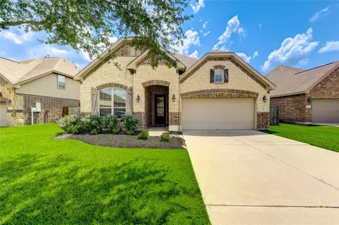 298 Clearwood Dr, League City, TX 77573