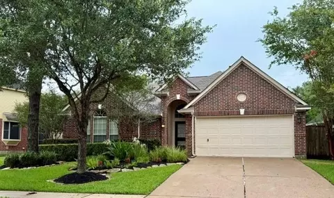 6710 High Knoll Dr, Sugar Land, TX 77479